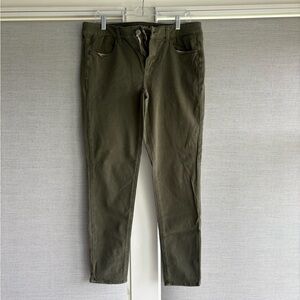 American Eagle Outfitters Olive Super Stretch Jegging